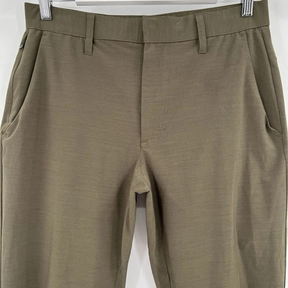 Fabletics The Only Pant Green Performance Stretch Chino Pants Men’s Size Small - Picture 4 of 9